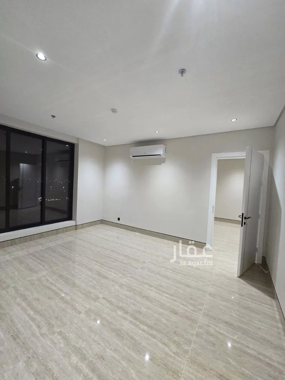 5 bedroom apartment in Dahiat King Fahd 6