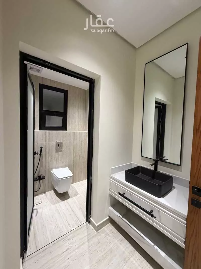 5 bedroom apartment in Dahiat King Fahd 13