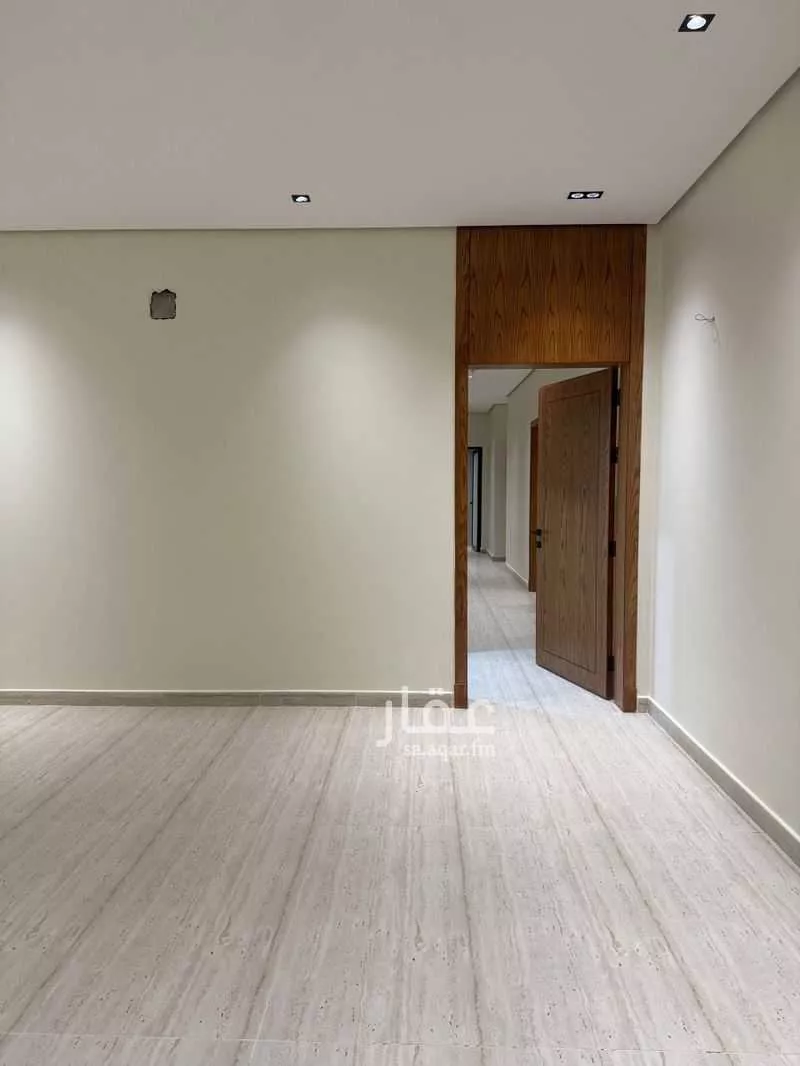 5 bedroom apartment in Dahiat King Fahd 14