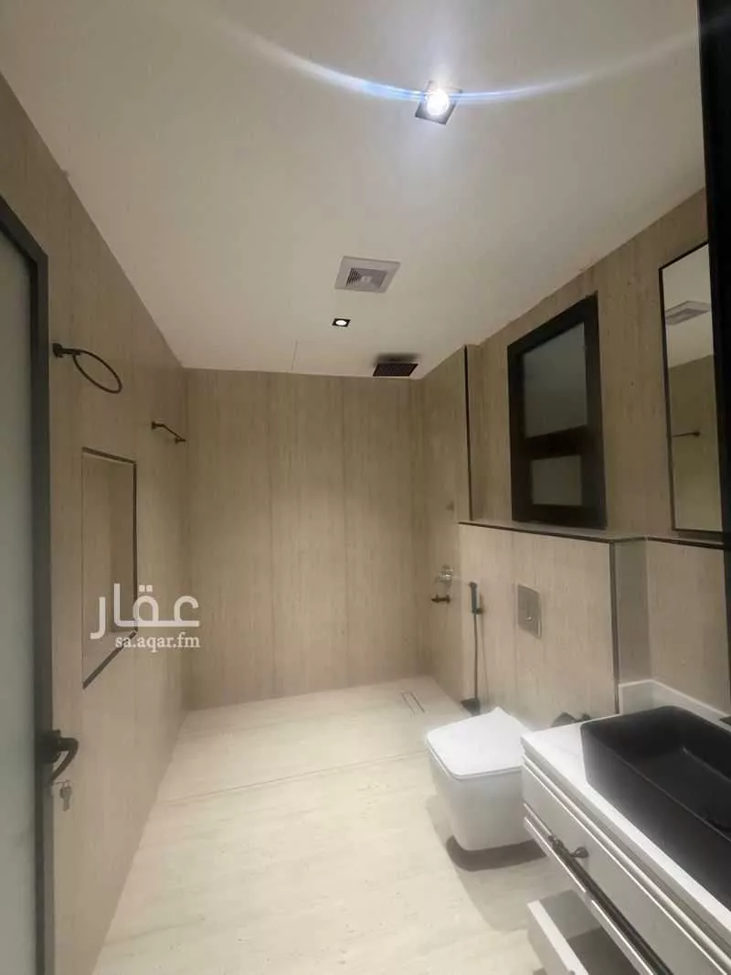 5 bedroom apartment in Dahiat King Fahd 15