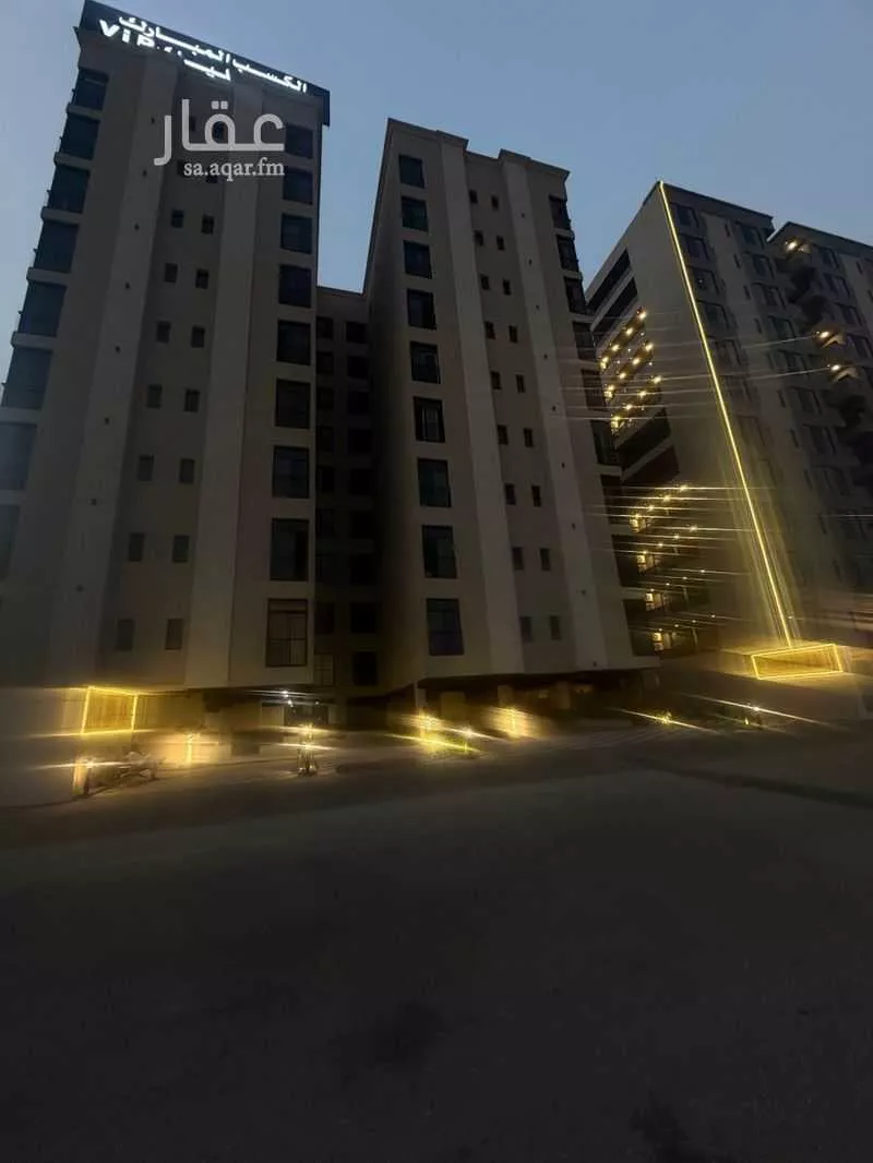 5 bedroom apartment in Dahiat King Fahd 6