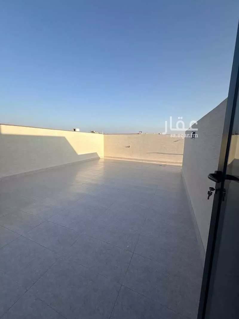 شقة 6 غرف في طيبة 21