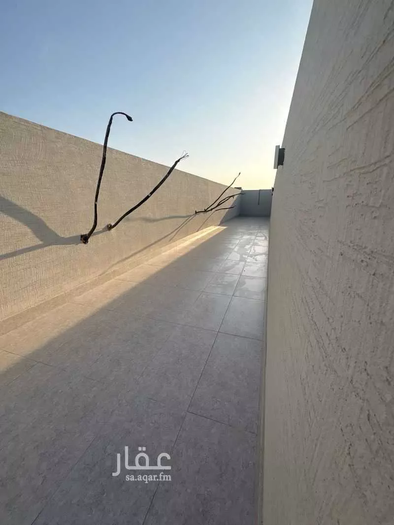 شقة 6 غرف في طيبة 22