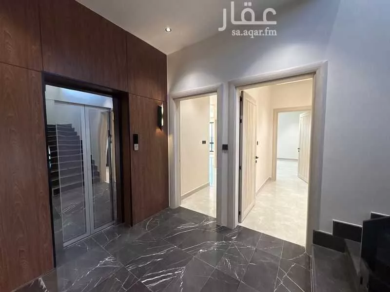 شقة 6 غرف في طيبة 5