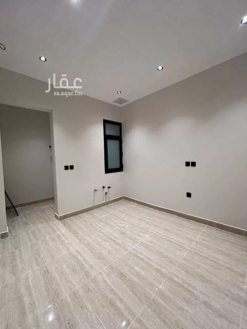 شقة 5 غرف في الندى 17