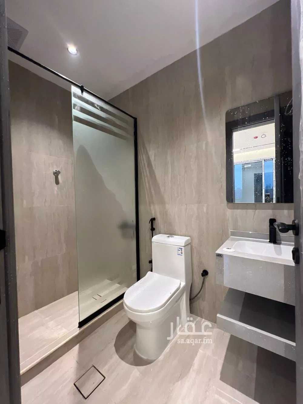 4 bedroom apartment in Al Muntazah, Eastern Province 4