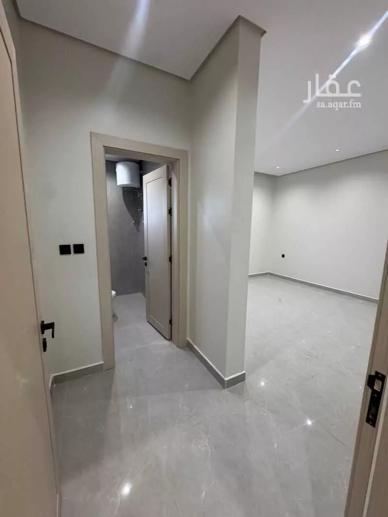 5 bedroom apartment in Dahiat King Fahd 11