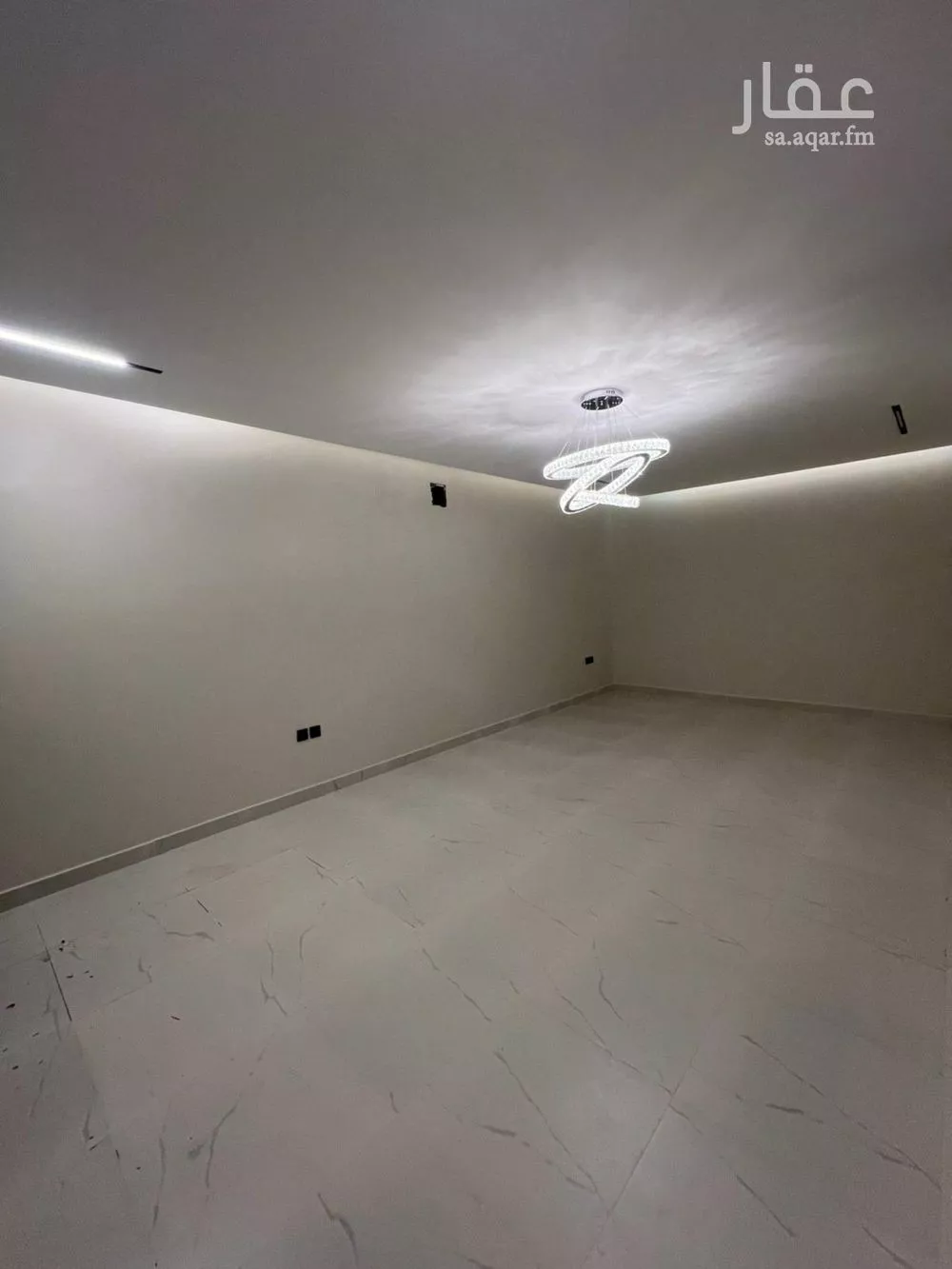 3 bedroom apartment in Dahiat King Fahd 2