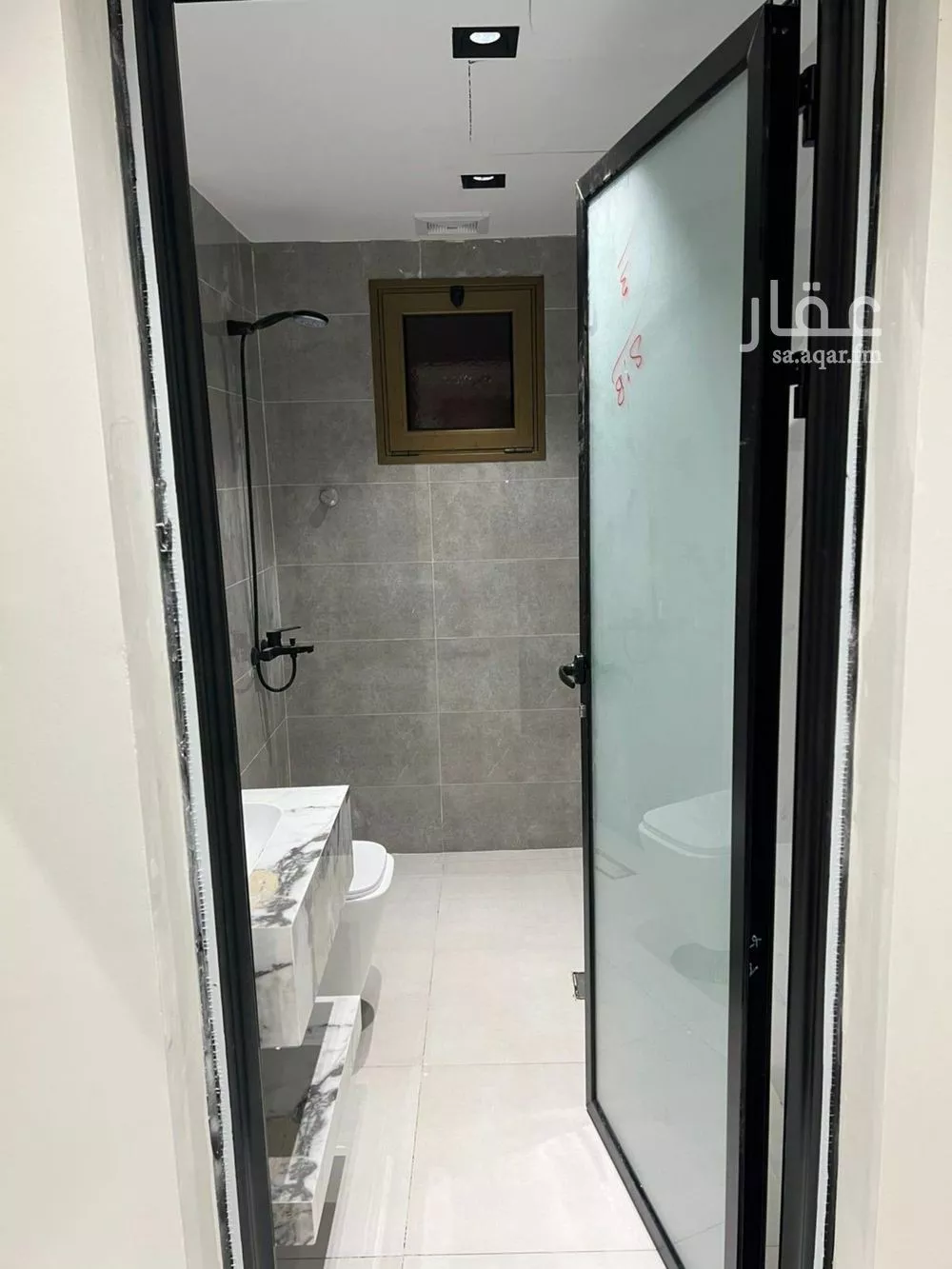 3 bedroom apartment in Dahiat King Fahd 11