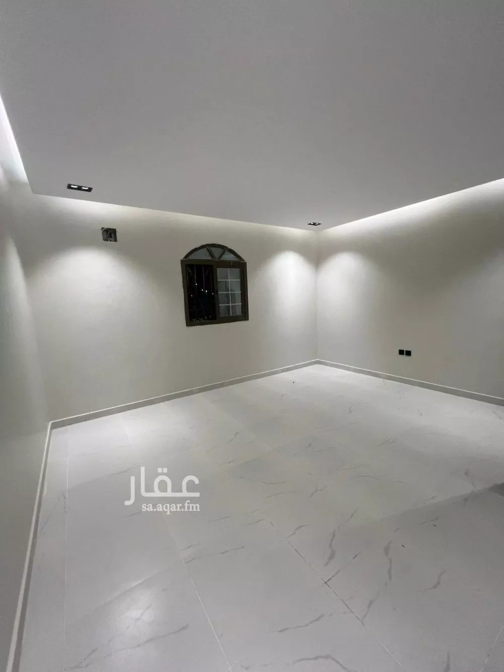 3 bedroom apartment in Dahiat King Fahd 12