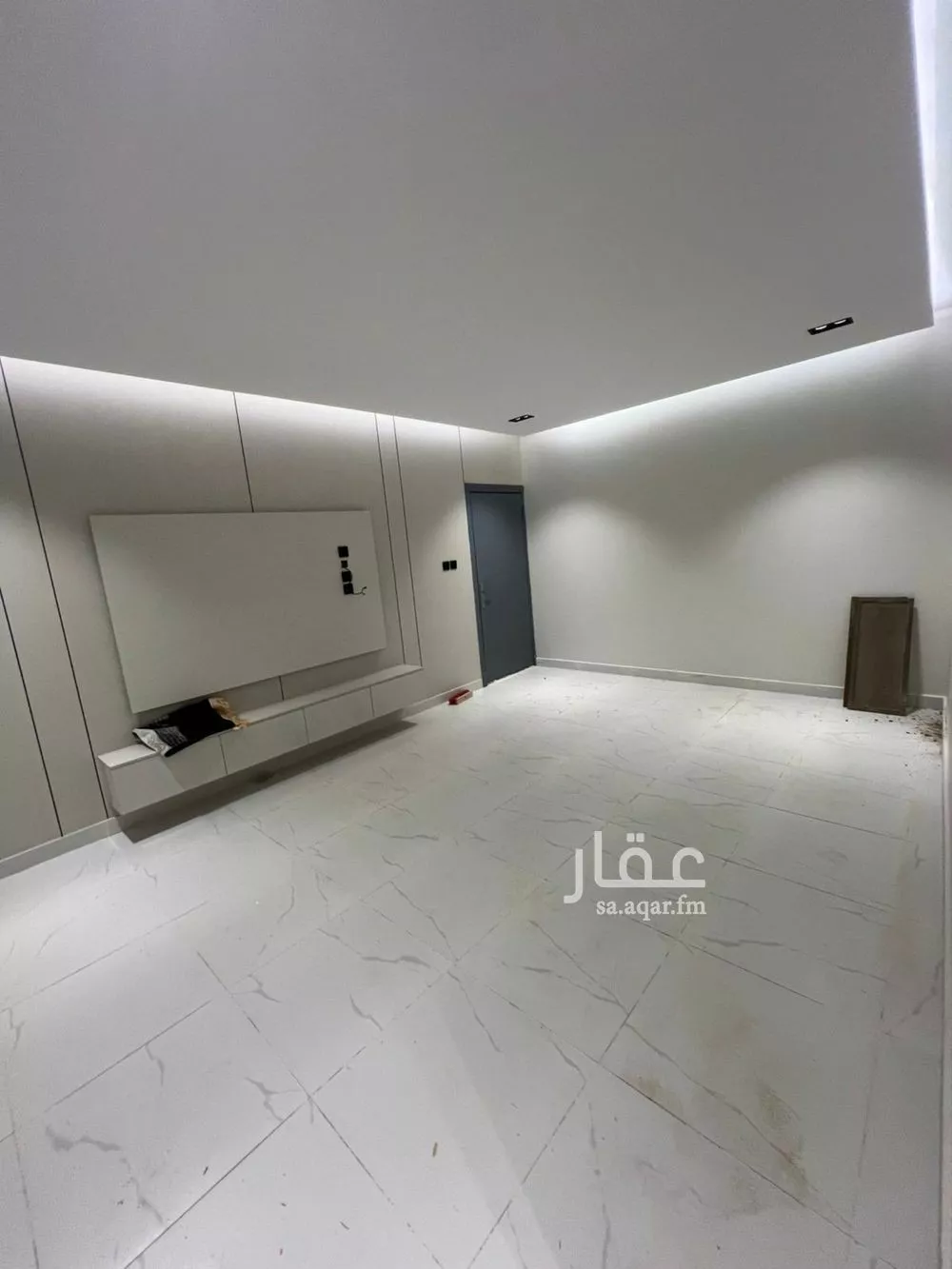 3 bedroom apartment in Dahiat King Fahd 3