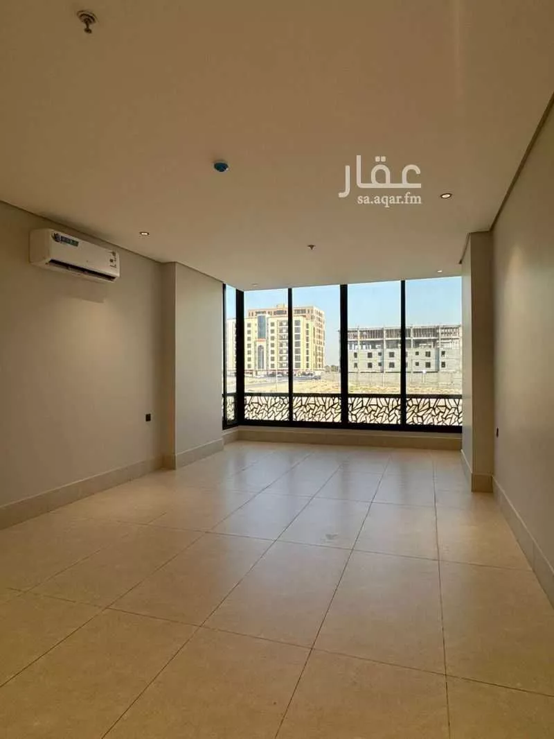 5 bedroom apartment in Dahiat King Fahd 5