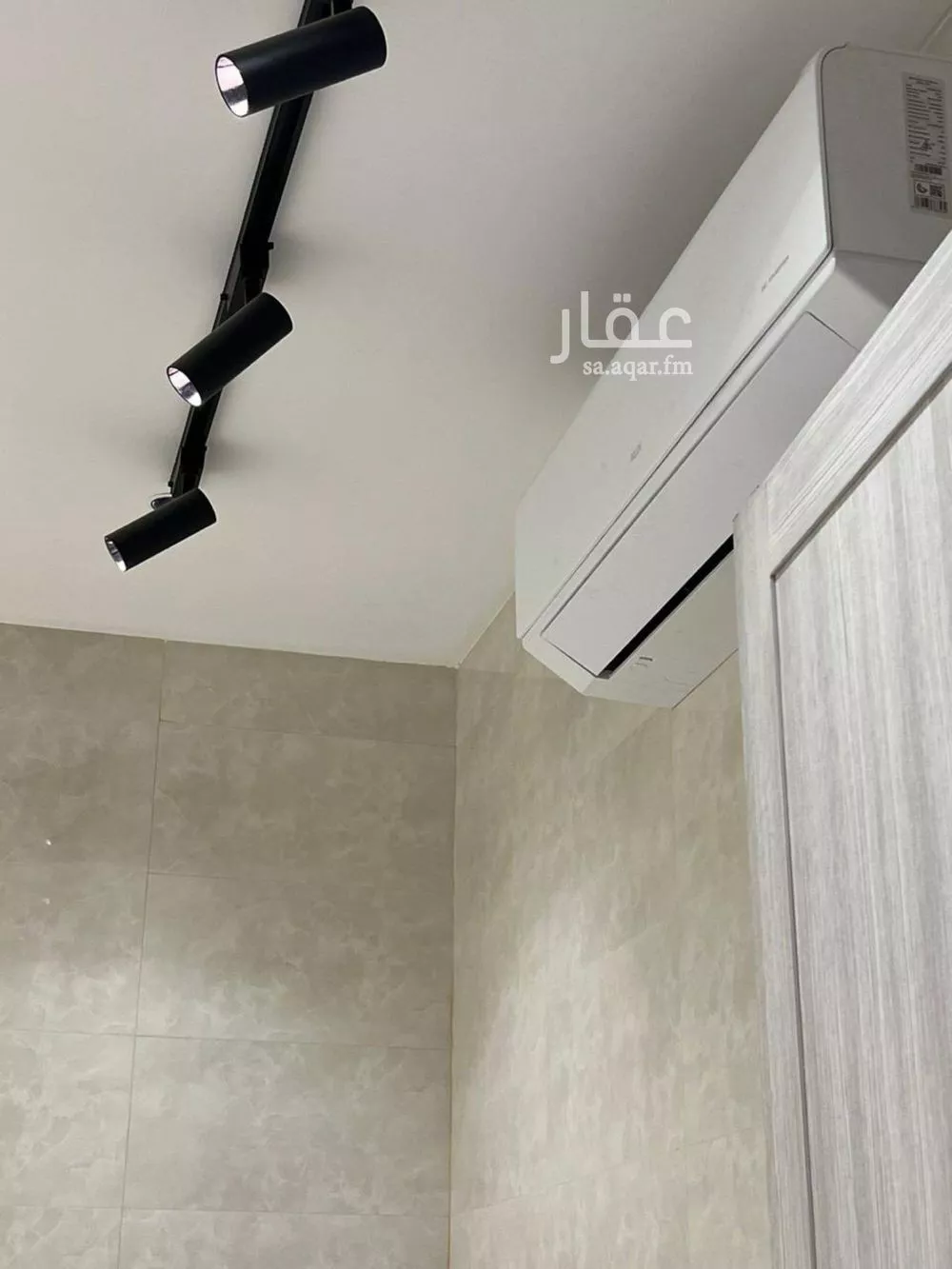 3 bedroom apartment in Al Rawdah 5
