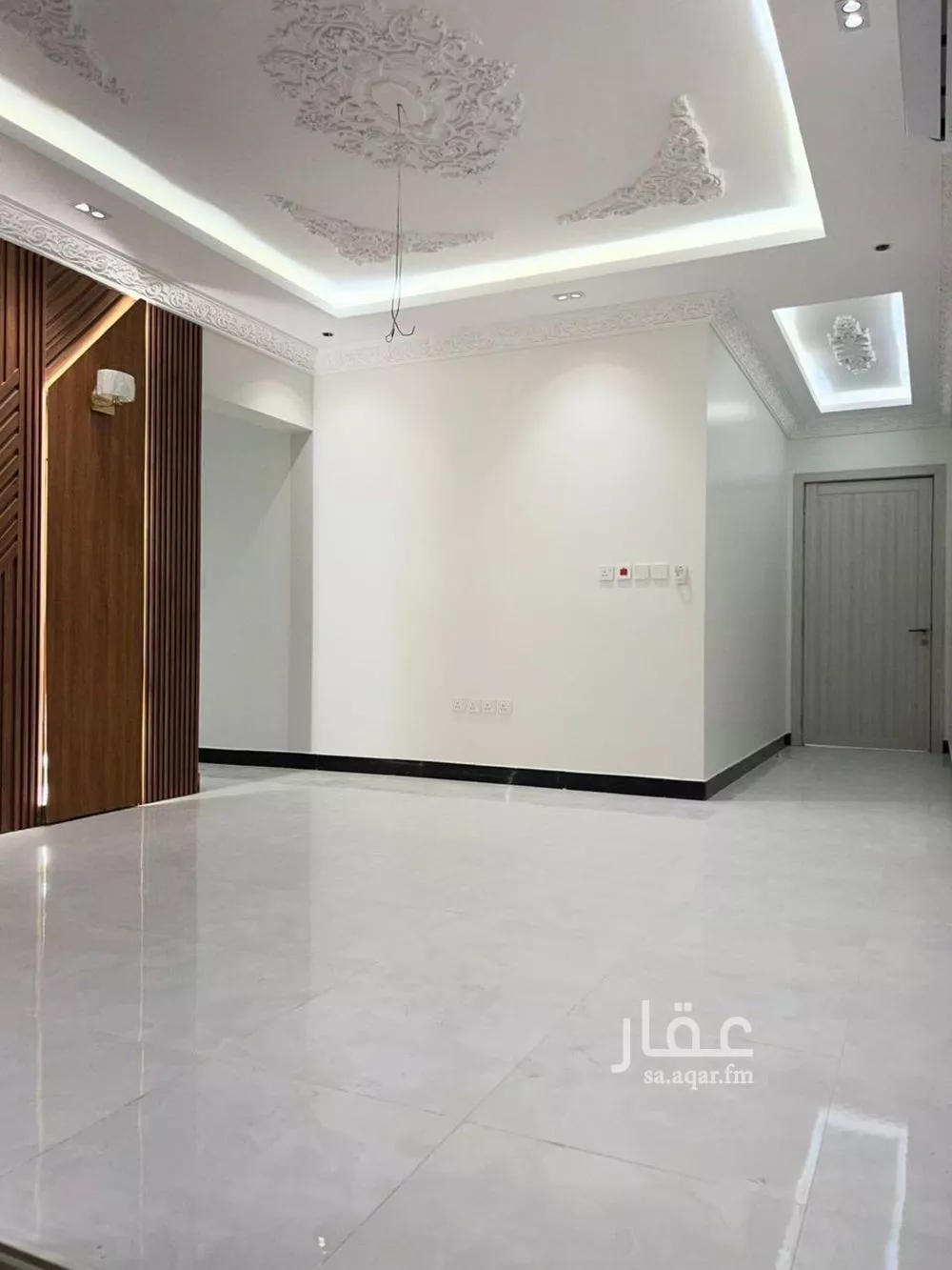 3 bedroom apartment in Al Rawdah 6