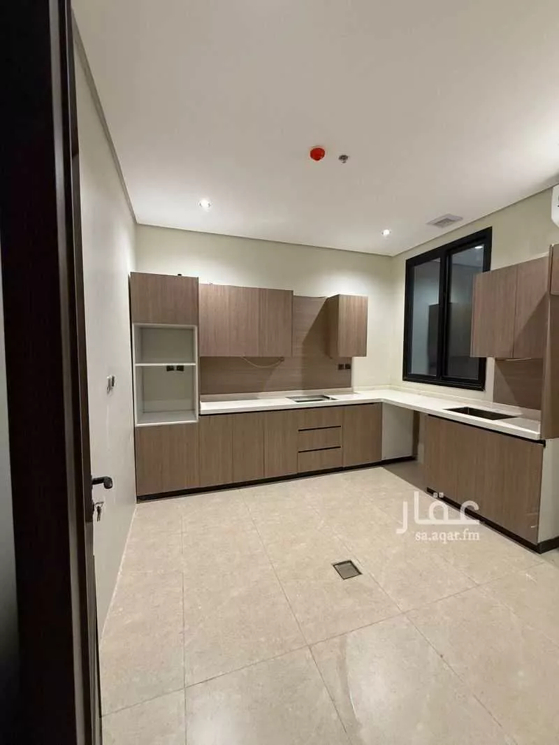 5 bedroom apartment in Taibah 6