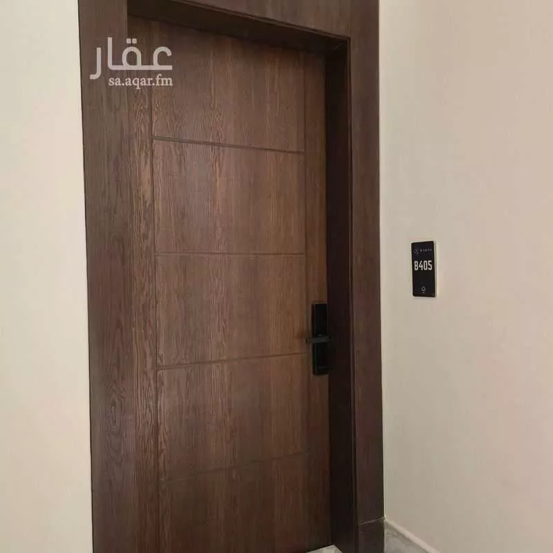 شقة 4 غرف في السيف 8