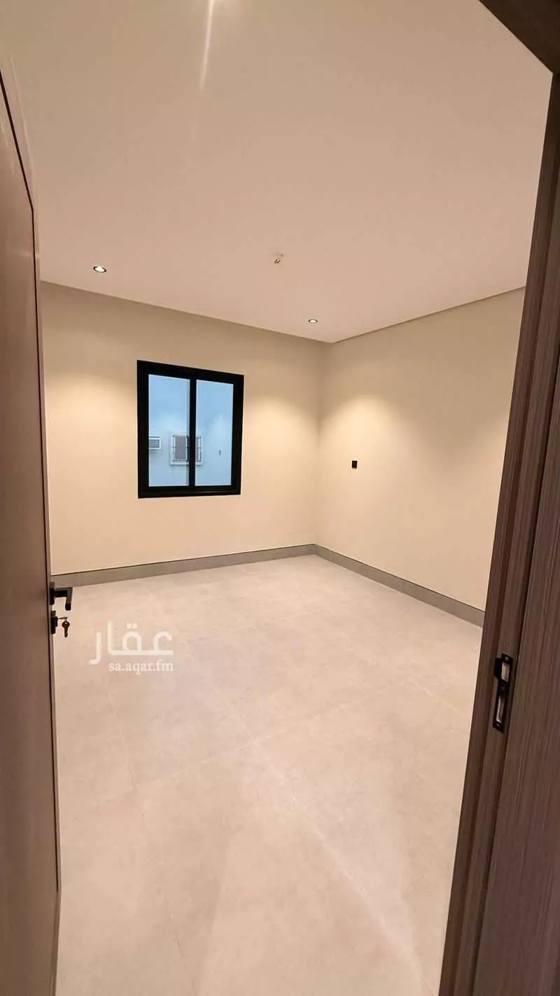 دور 6 غرف في ضاحية الملك فهد 4