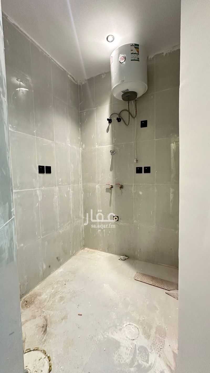 4 bedroom apartment in Badr, Eastern Province 7