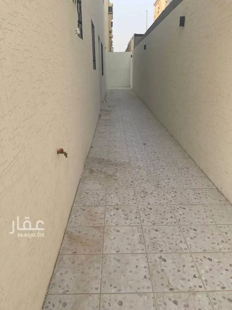 شقة 5 غرف في احد 7