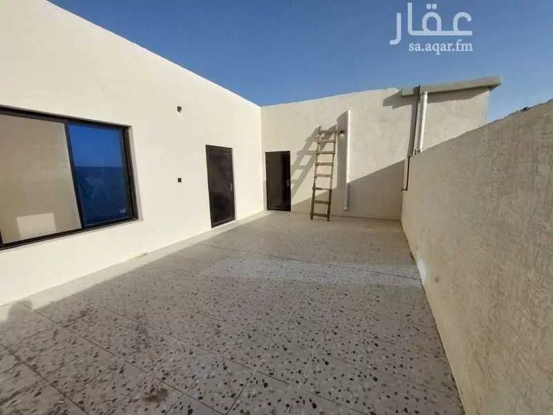 شقة 6 غرف في بدر 7