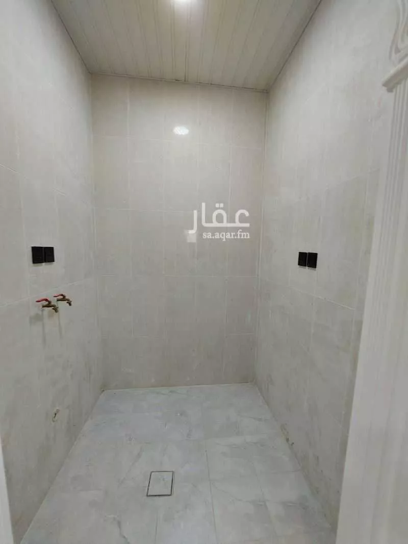 شقة 6 غرف في بدر 6