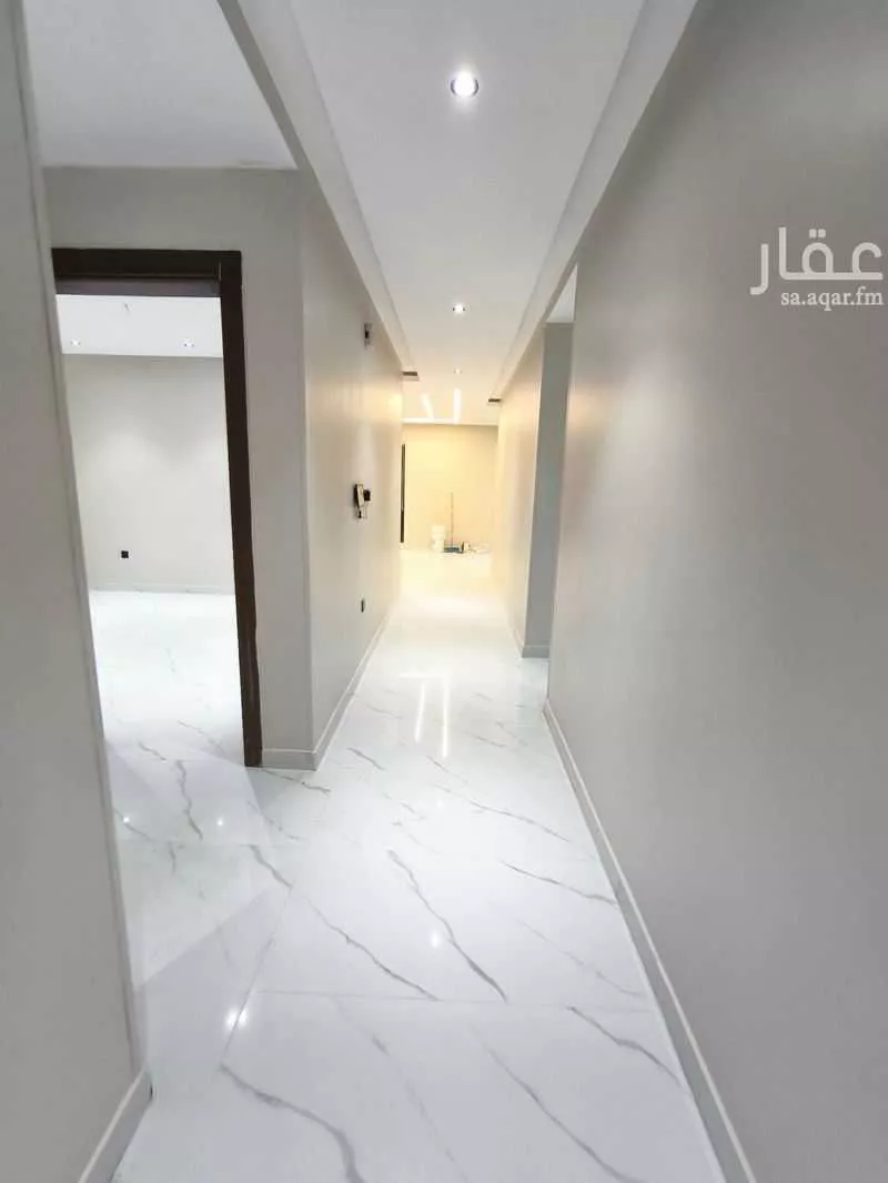 شقة 5 غرف في الندى 15