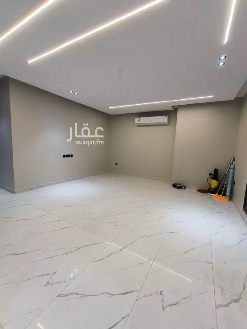 شقة 5 غرف في الندى 19