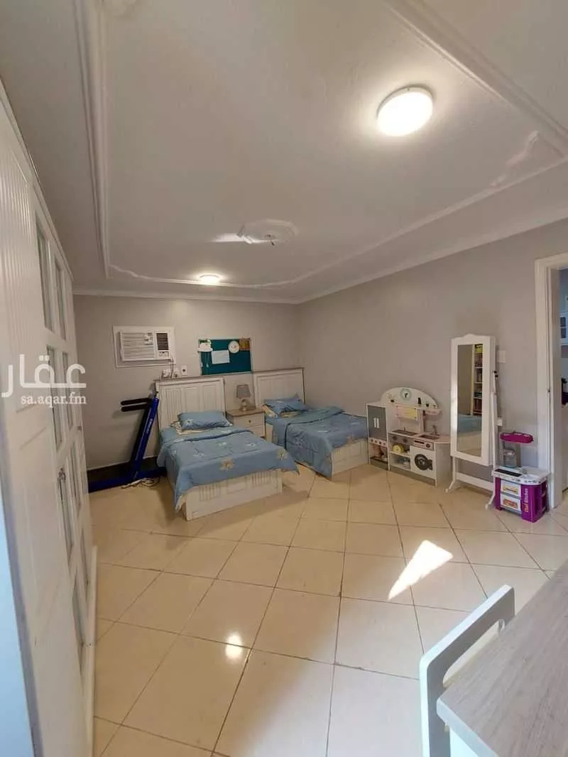 شقة 4 غرف في النور 14