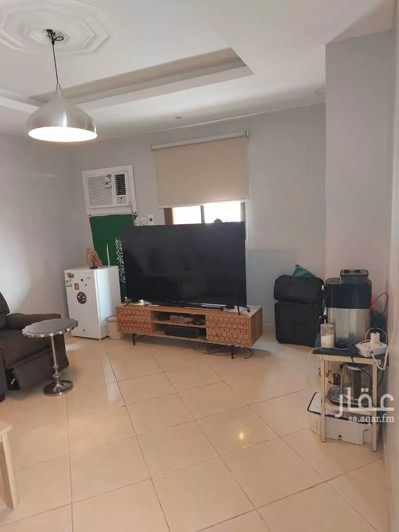 شقة 4 غرف في النور 10