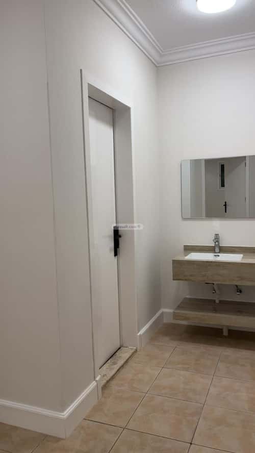 3 bedroom apartment in Al Malqa 5