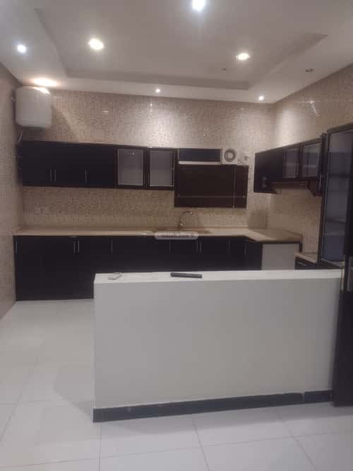 3 bedroom apartment in Al Malqa 7