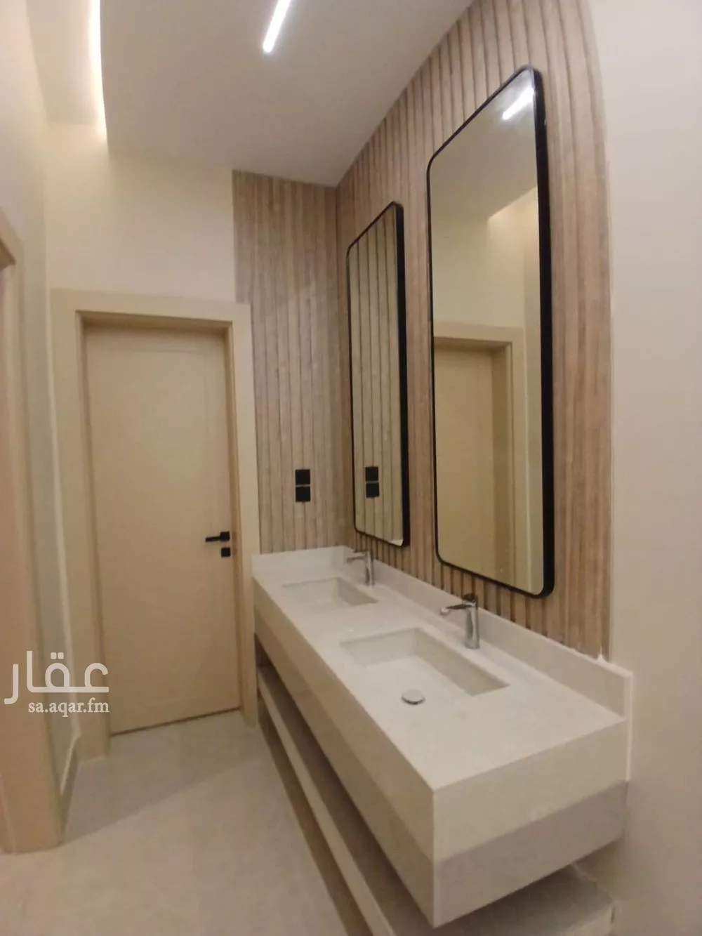 9 bedroom villa in Al Aqiq 3