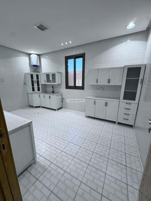 3 bedroom apartment in Al Khaleej 5