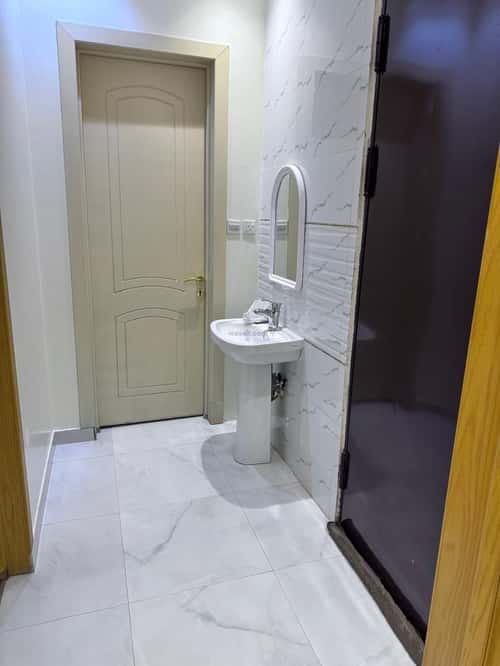 3 bedroom apartment in Al Khaleej 5