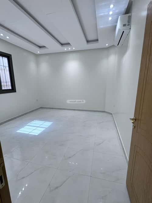 3 bedroom apartment in Al Khaleej 6