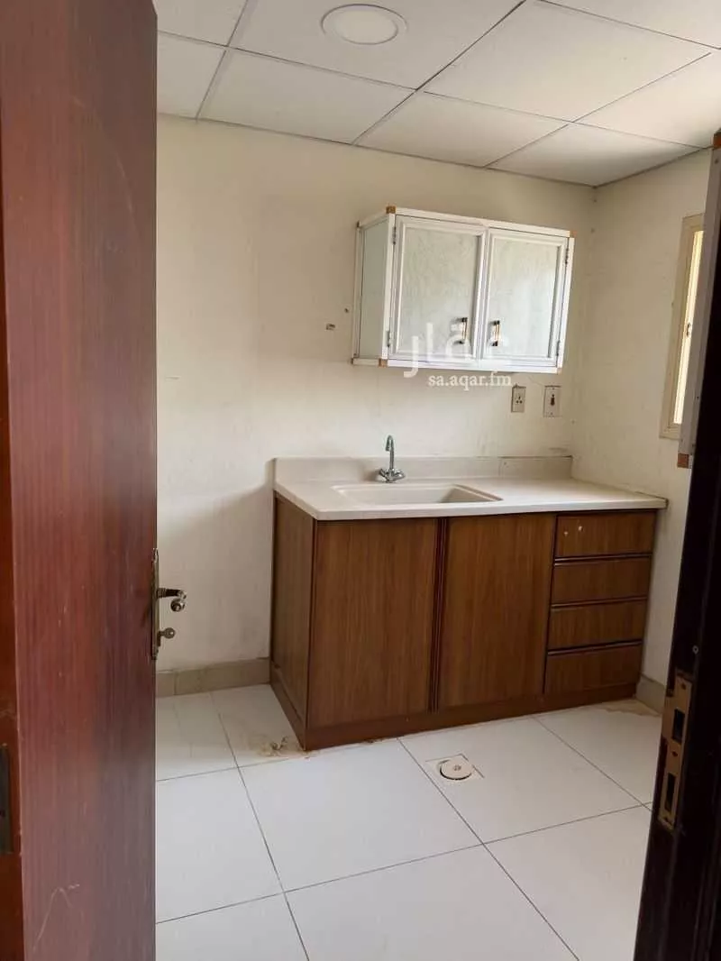 1 bedroom office in Madinat Al Umal, Eastern Province 3