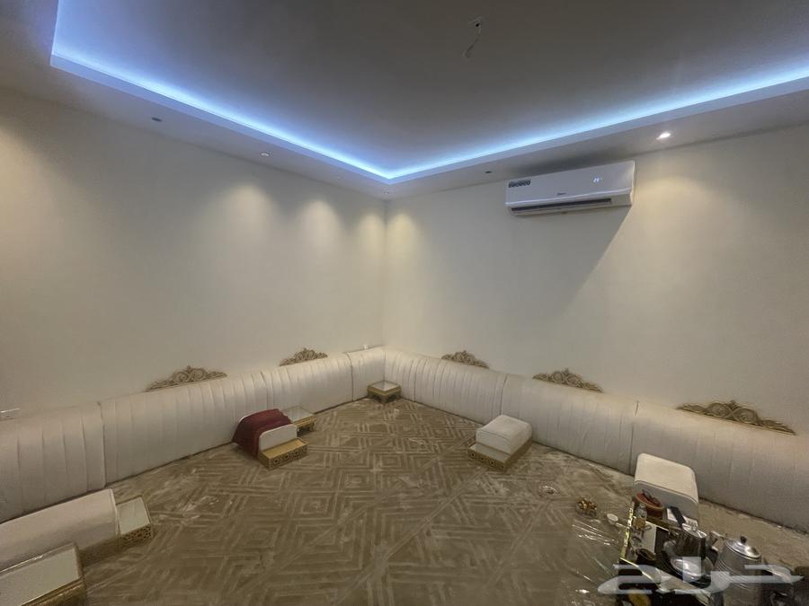 4 bedroom villa in Al Janadriyah, Riyadh 9