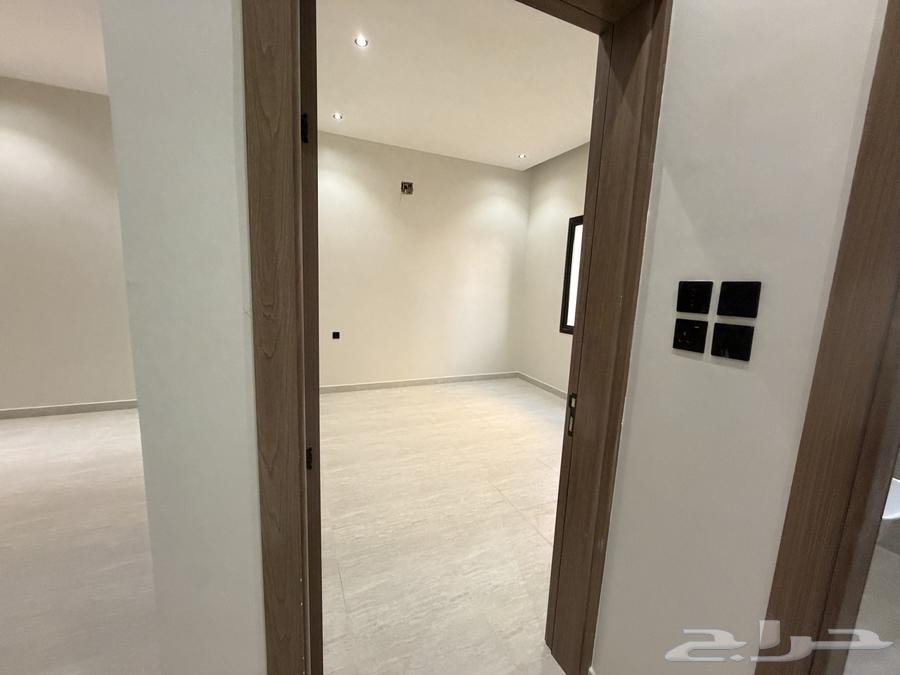 7 bedroom villa in Al Janadriyah, Riyadh 25