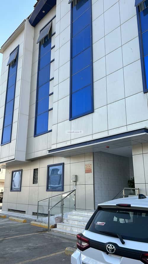 3 bedroom apartment in Qurtubah, Riyadh 3