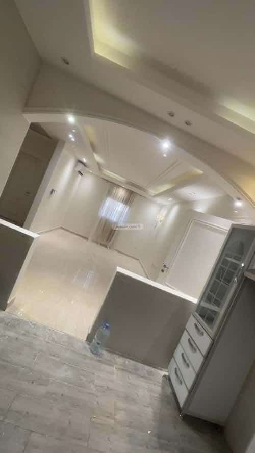 3 bedroom apartment in Al Malqa 7