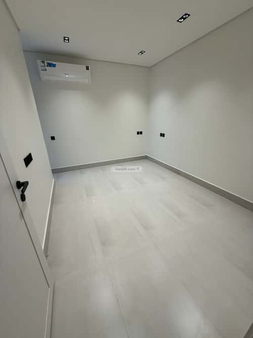 4 bedroom floor in Al Sahafah 3