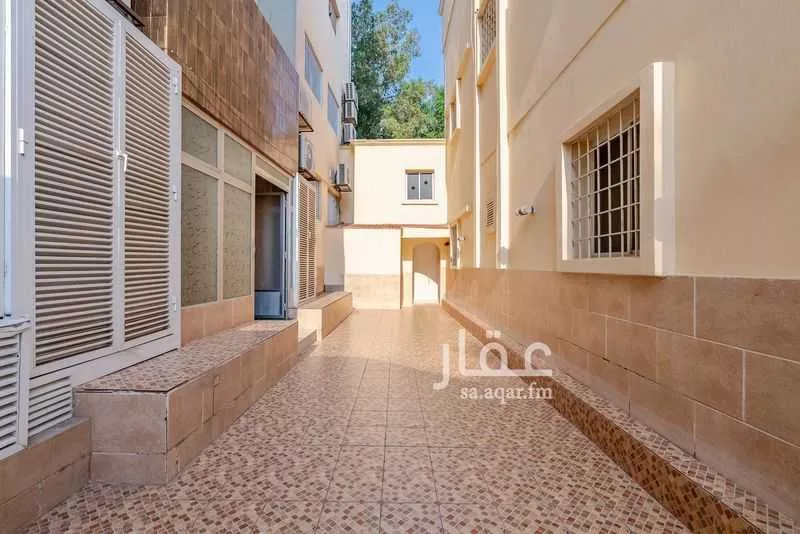 عقار 15 غرف في الرويس، جدة 6