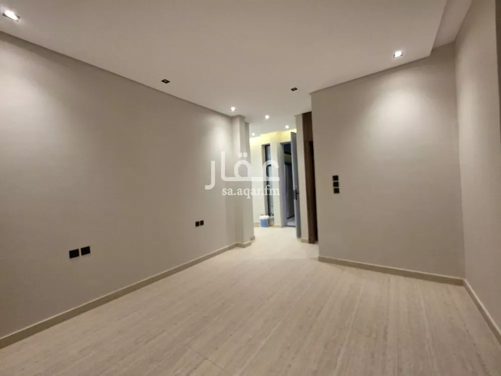 4 bedroom villa in Al Zahrah, Riyadh 8