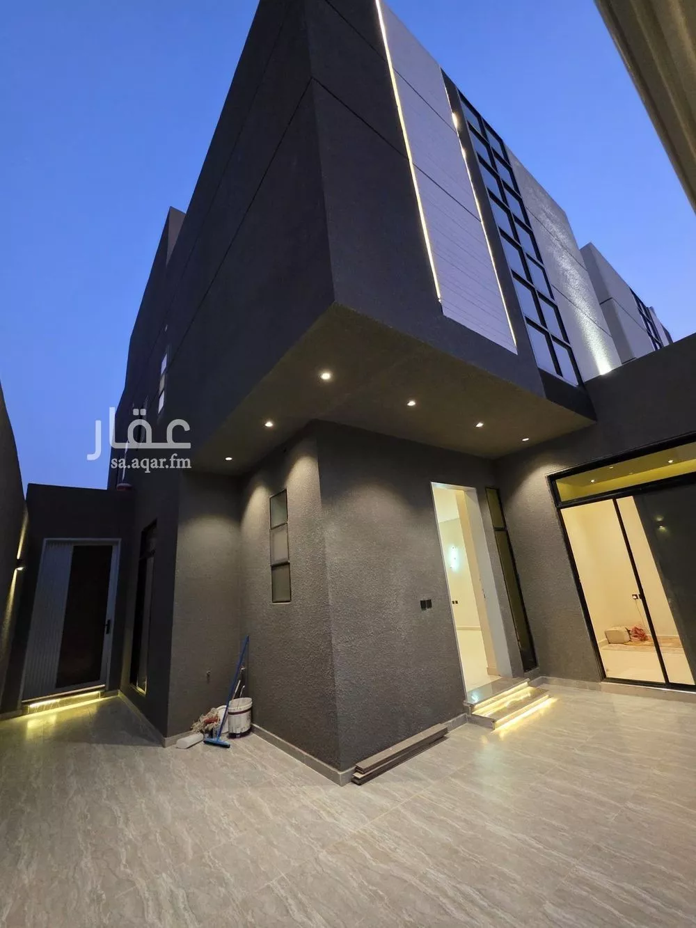 4 bedroom villa in Al Zahrah, Riyadh 5