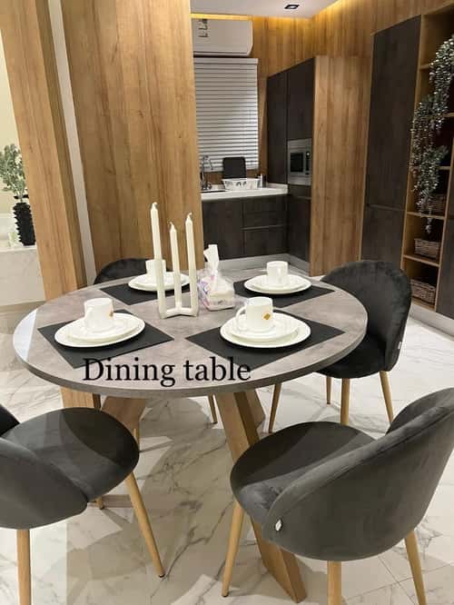 3 bedroom apartment in Al Malqa 7