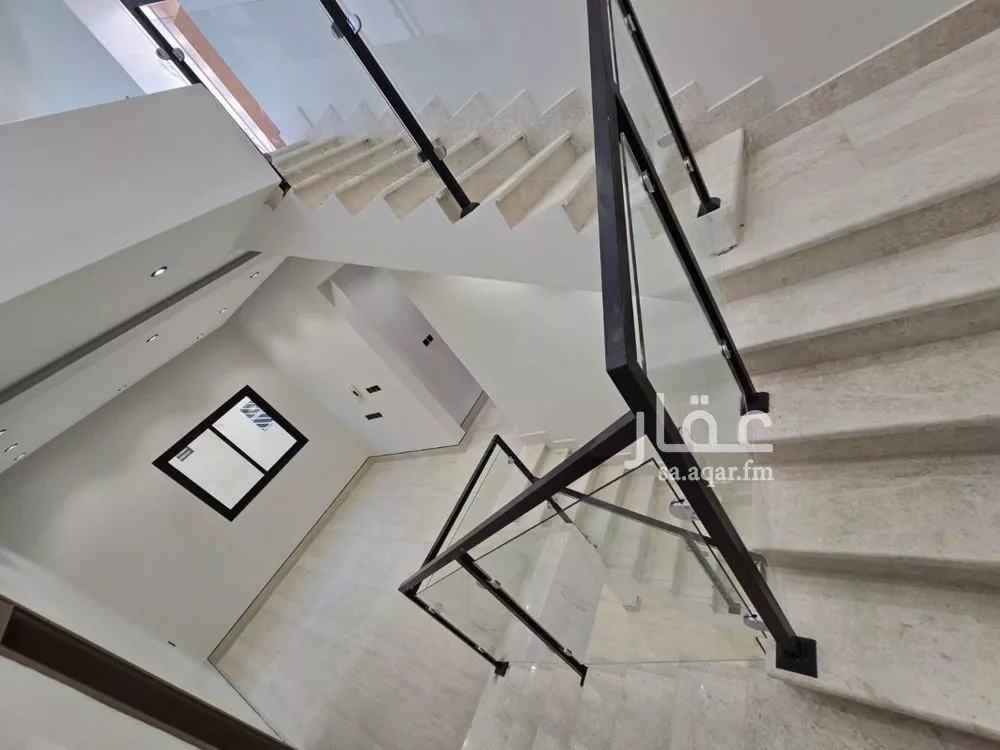 3 bedroom villa in Al Uraija Al Gharbi, Riyadh 16