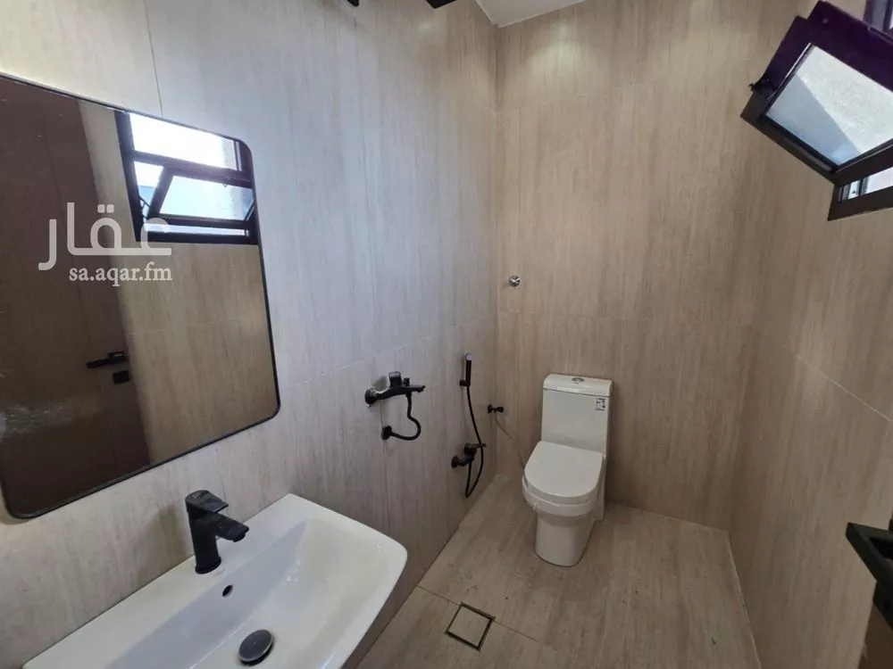 3 bedroom villa in Al Uraija Al Gharbi, Riyadh 27