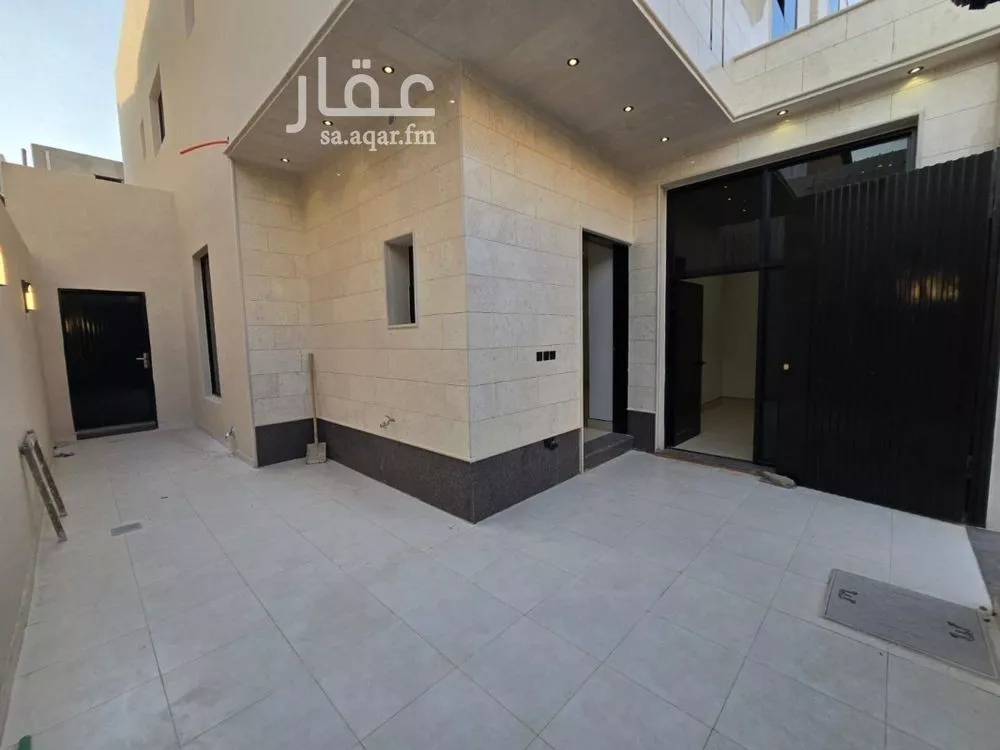 3 bedroom villa in Al Uraija Al Gharbi, Riyadh 9