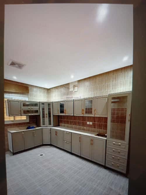 3 bedroom floor in Al Yasmin 1