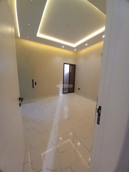 3 bedroom apartment in Dhahrat Laban 8
